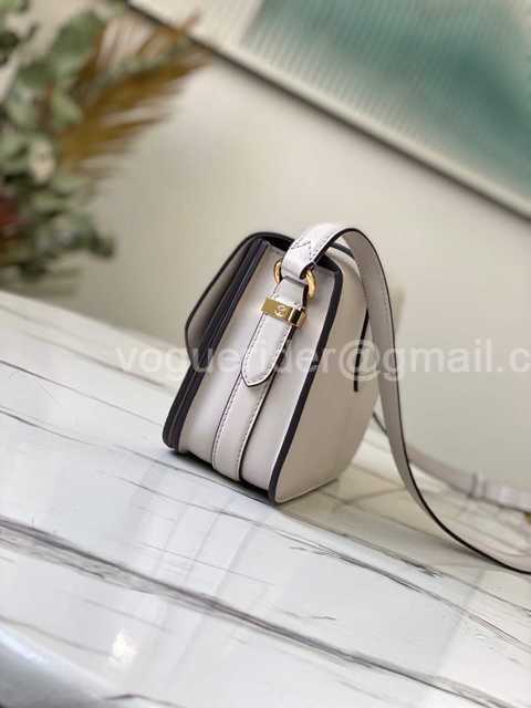 M55948 Pont 9 23 M55948 Pont 9 23