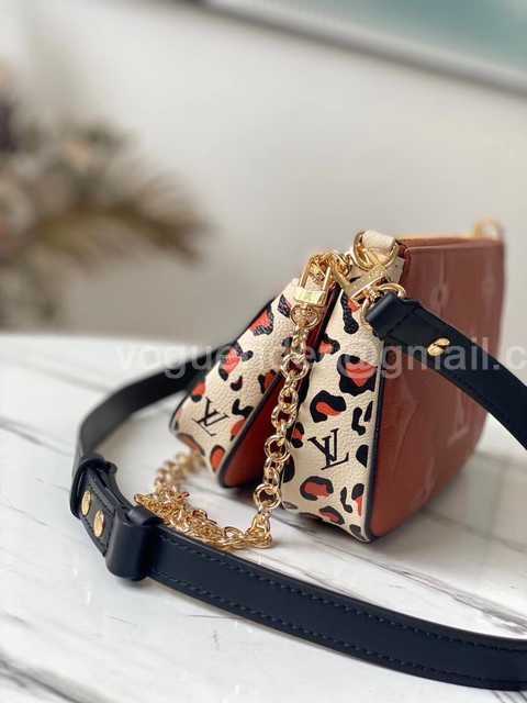M80399 Multi Pochette Accessories 24 M80399 Multi Pochette Accessories 24