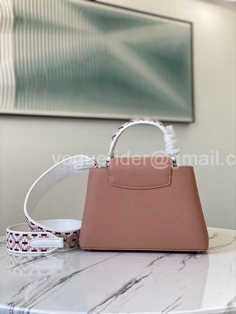 M57218 Capucines PM 27 M57218 Capucines PM 27