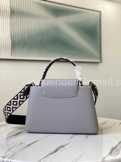 M57029 Capucines MM 31 M57029 Capucines MM 31