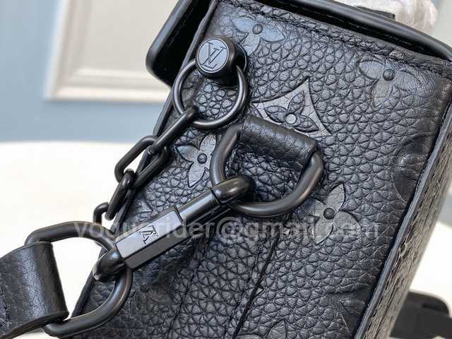 M61117 Mini Soft Trunk 22 M61117 Mini Soft Trunk 22