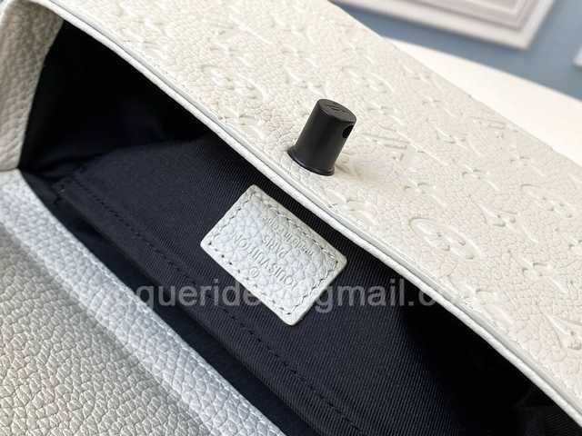 M61117 Mini Soft Trunk 22 M61117 Mini Soft Trunk 22