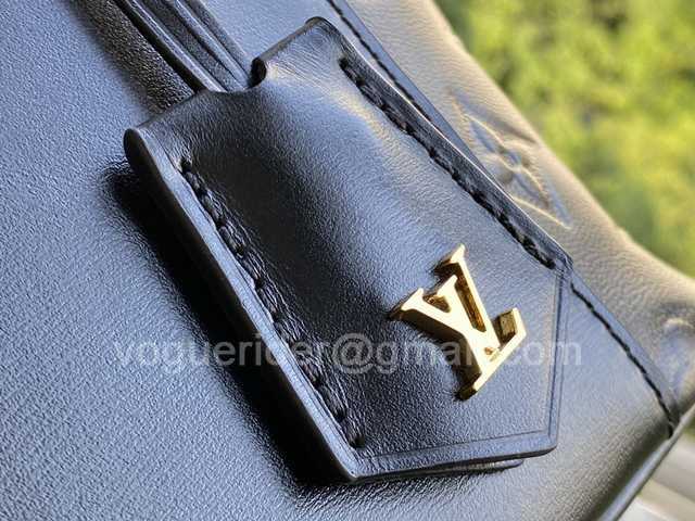M57118 Vanity 19 M57118 Vanity 19