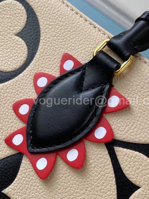 M45372 OnTheGo Crafty 41 M45372 OnTheGo Crafty 41