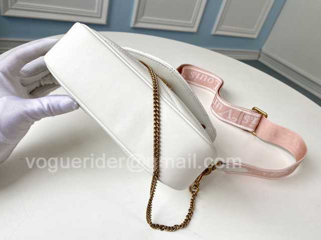 M56466 Multi Pochette New Wave 24 M56466 Multi Pochette New Wave 24