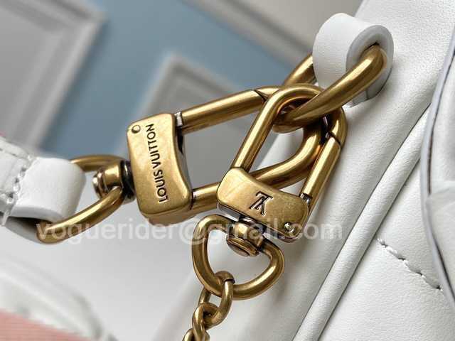 M56466 Multi Pochette New Wave 24 M56466 Multi Pochette New Wave 24