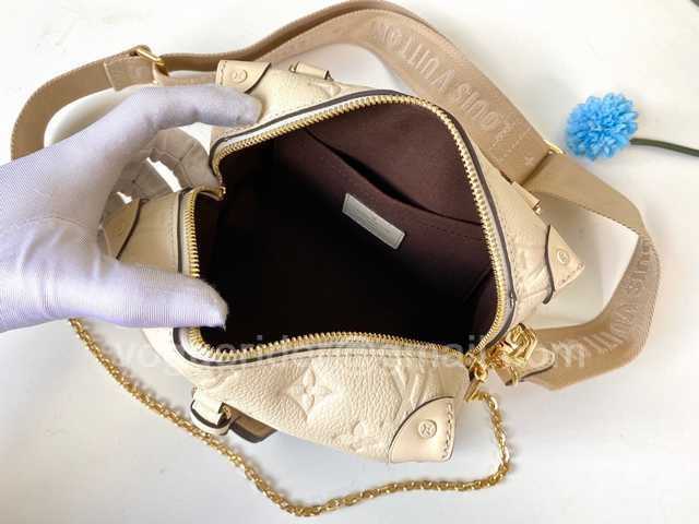 M56319 Petite Malle Souple 20 M56319 Petite Malle Souple 20