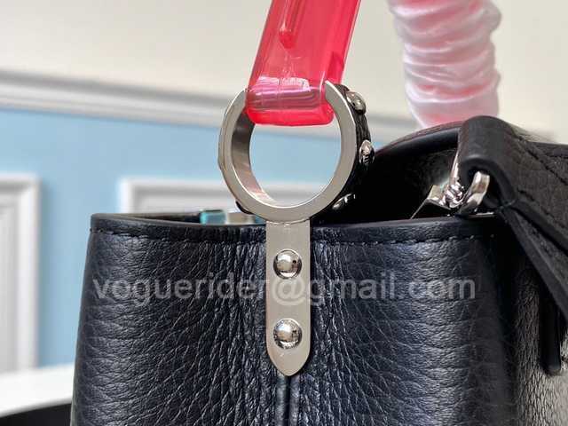 M56072 Capucines mini 21 M56072 Capucines mini 21