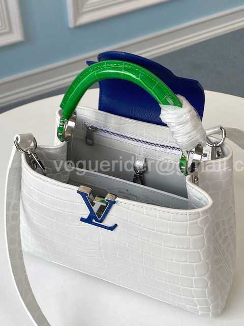 N97995 Capucines BB 27 N97995 Capucines BB 27