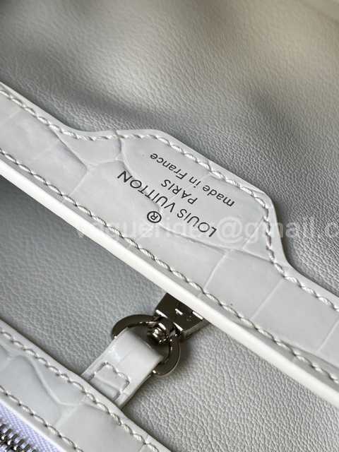 N97995 Capucines BB 27 N97995 Capucines BB 27