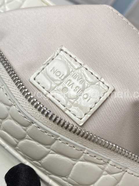 M44480 Soft Trunk mini 18 M44480 Soft Trunk mini 18
