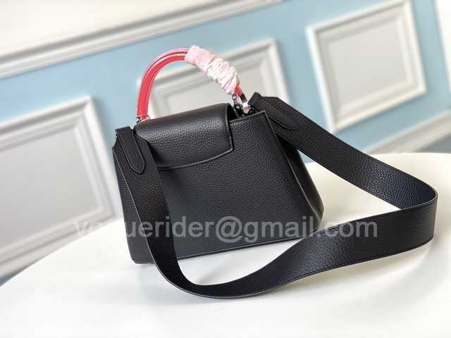M56072 Capucines BB 27 M56072 Capucines BB 27