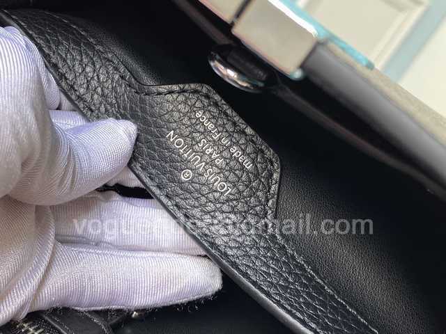 M56072 Capucines BB 27 M56072 Capucines BB 27