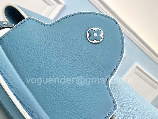 M48865 Capucines PM 31 M48865 Capucines PM 31