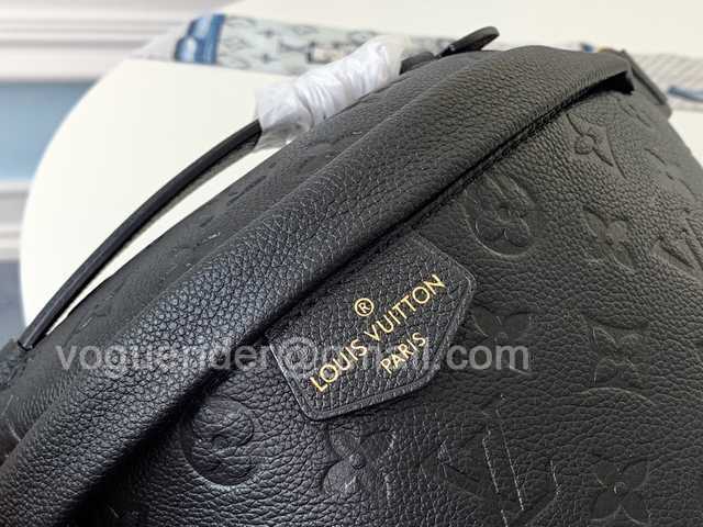 M44812 Bumbag 37 M44812 Bumbag 37