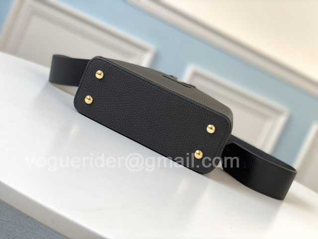 M55986 Capucines mini 21 M55986 Capucines mini 21