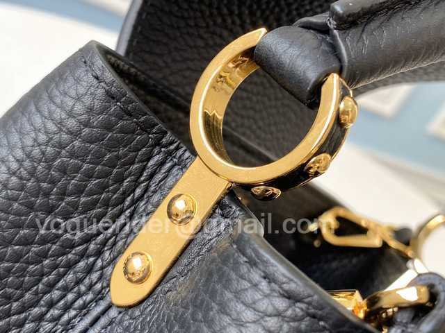 M55986 Capucines mini 21 M55986 Capucines mini 21