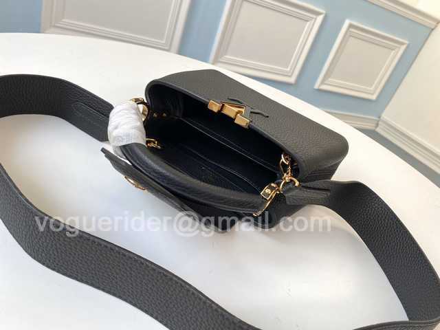 M55986 Capucines mini 21 M55986 Capucines mini 21