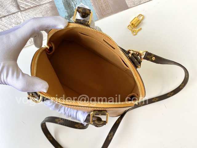 M40302 Alma BB 23 M40302 Alma BB 23