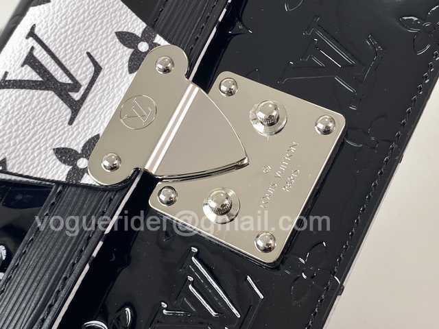 M90445 Wynwood 21 M90445 Wynwood 21