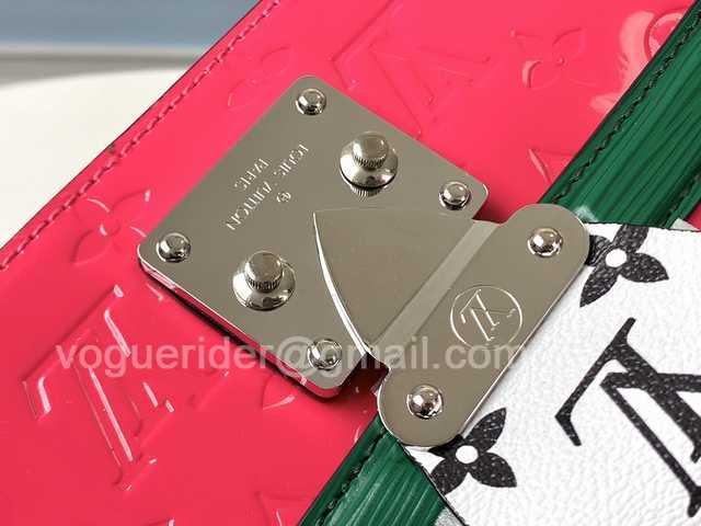 M90443 Wynwood 21 M90443 Wynwood 21