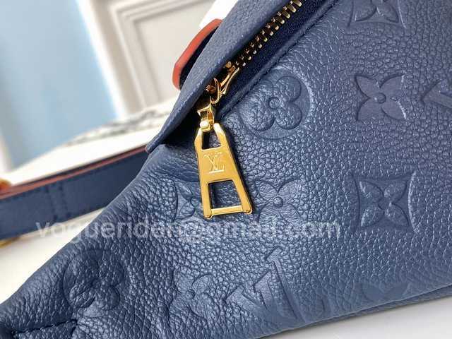 M44812 Bumbag 37 M44812 Bumbag 37