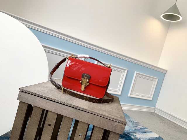 M52686 Cherrywood BB 21