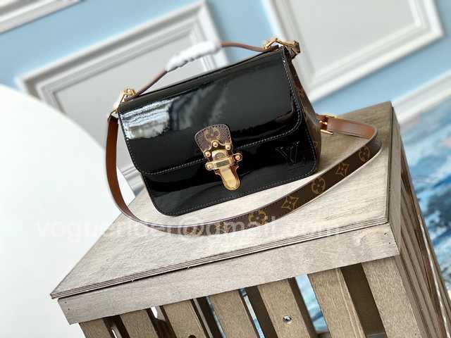 M51953 Cherrywood BB 21 M51953 Cherrywood BB 21