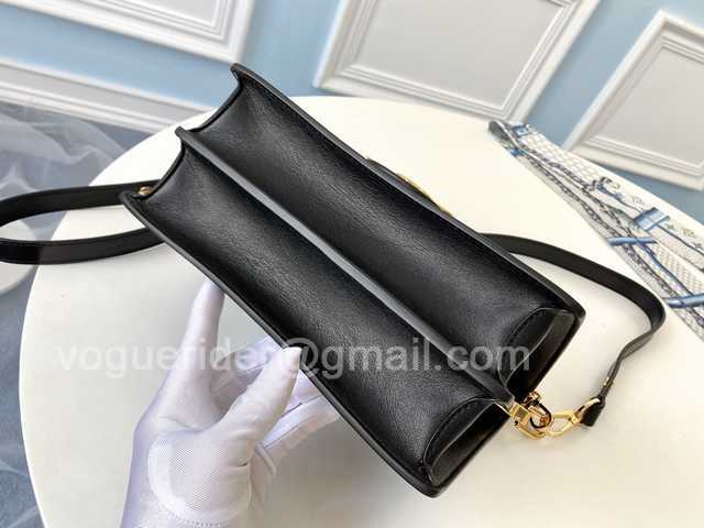 M55821 Dauphine MM 25 M55821 Dauphine MM 25