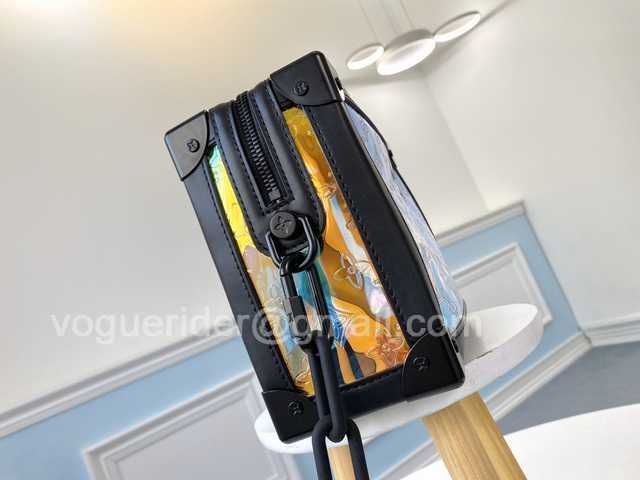 M53288 Soft Trunk 25 M53288 Soft Trunk 25
