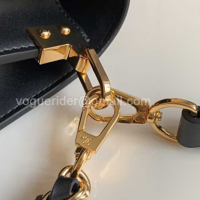 M90499 Mini Dauphine 20 M90499 Mini Dauphine 20