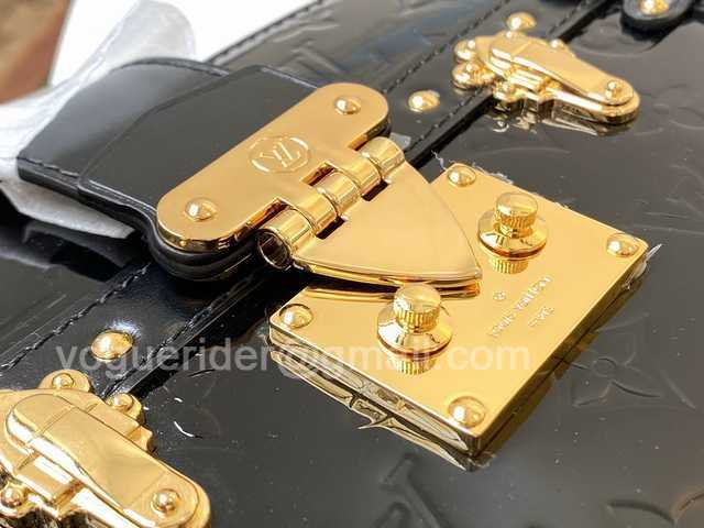 M90500 Trunk Clutch 20 M90500 Trunk Clutch 20