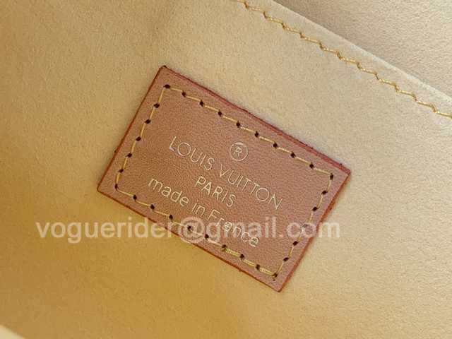 M55452 Dauphine 25 M55452 Dauphine 25