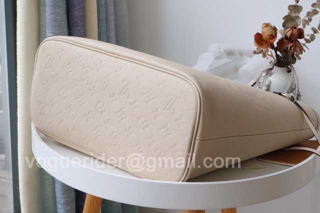 M45685 Neverfull MM M45685 Neverfull MM