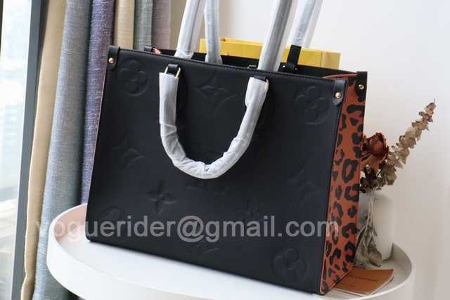 M45498 OnTheGo 35 Wild At Heart M45498 OnTheGo 35 Wild At Heart