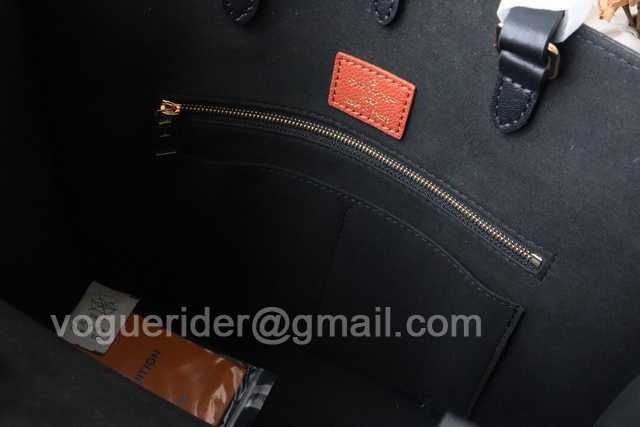 M45498 OnTheGo 35 Wild At Heart M45498 OnTheGo 35 Wild At Heart