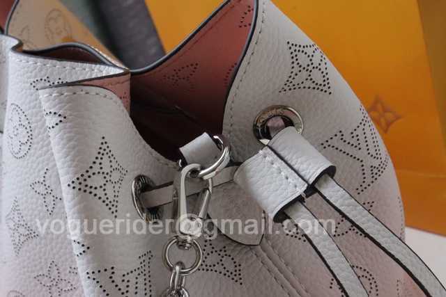 M57068 Bella 22 M57068 Bella 22