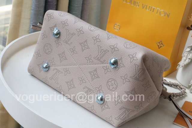 M57068 Bella 22 M57068 Bella 22