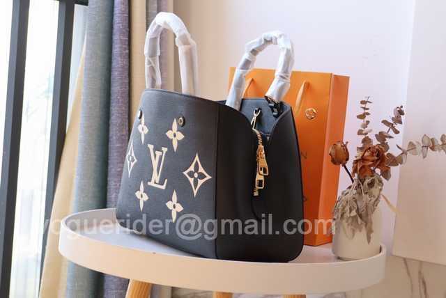 M45489 Montaigne MM 33 M45489 Montaigne MM 33
