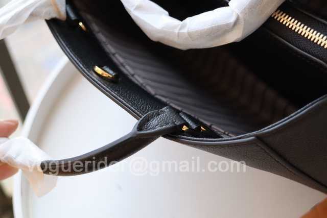 M45489 Montaigne MM 33 M45489 Montaigne MM 33