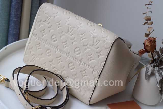 M45409 Fold Tote MM 28 M45409 Fold Tote MM 28