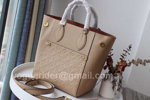 M45409 Fold Tote MM 28 M45409 Fold Tote MM 28