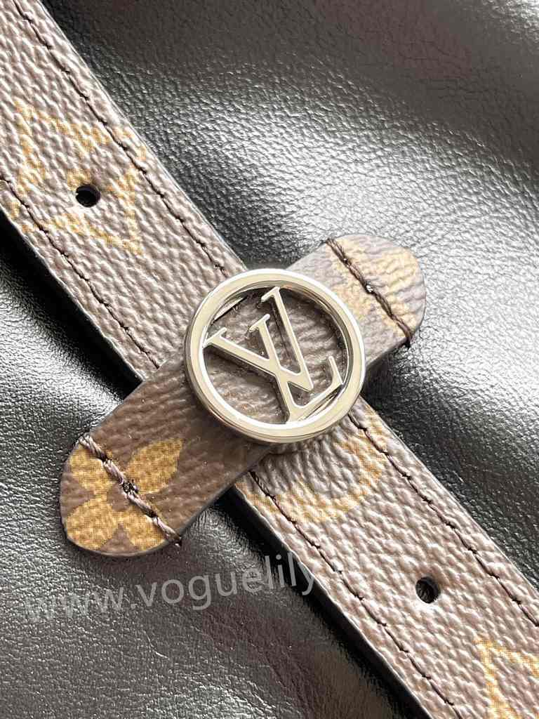 M25143 Carryall Dark 39 M25143 Carryall Dark 39