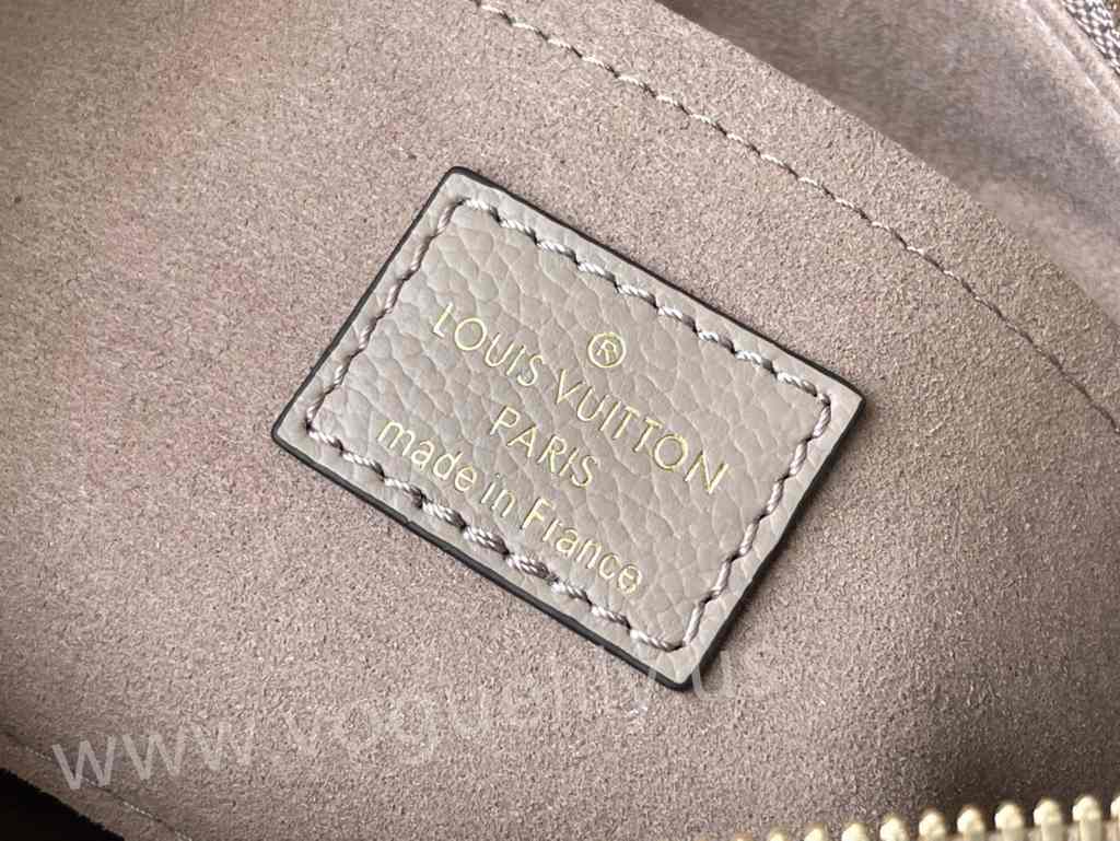 M46112 Bagatelle 22 M46112 Bagatelle 22