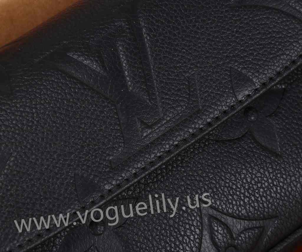 M82154 Wallet on Chain Ivy 23 M82154 Wallet on Chain Ivy 23