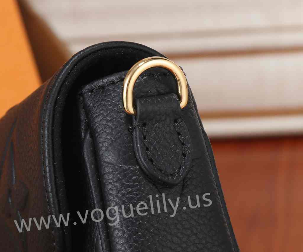 M82154 Wallet on Chain Ivy 23 M82154 Wallet on Chain Ivy 23