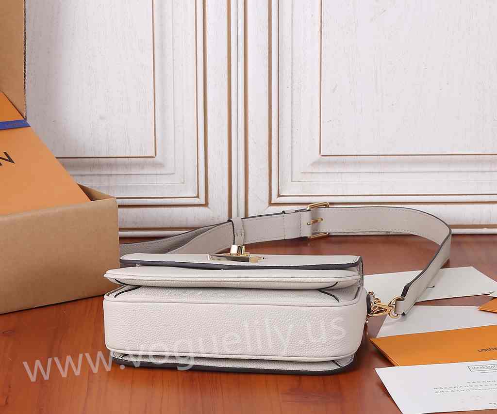 M22792 Oxford 22 M22792 Oxford 22