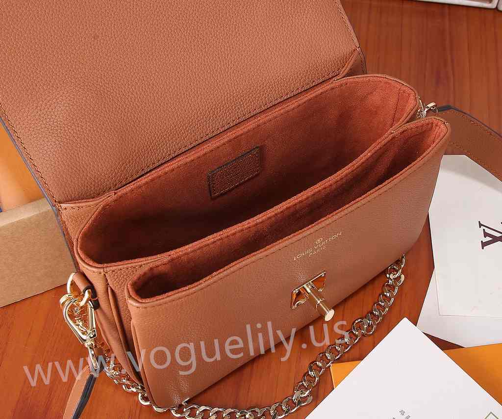 M22952 Oxford 22 M22952 Oxford 22