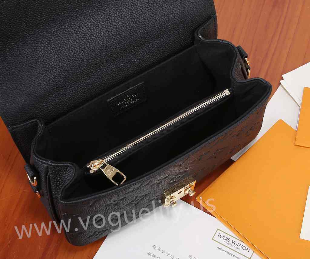 M46595 Pochette Métis East West 21 M46595 Pochette Métis East West 21