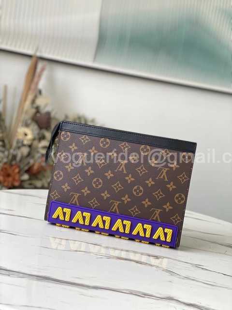M80792 Pochette Voyage 26 M80792 Pochette Voyage 26